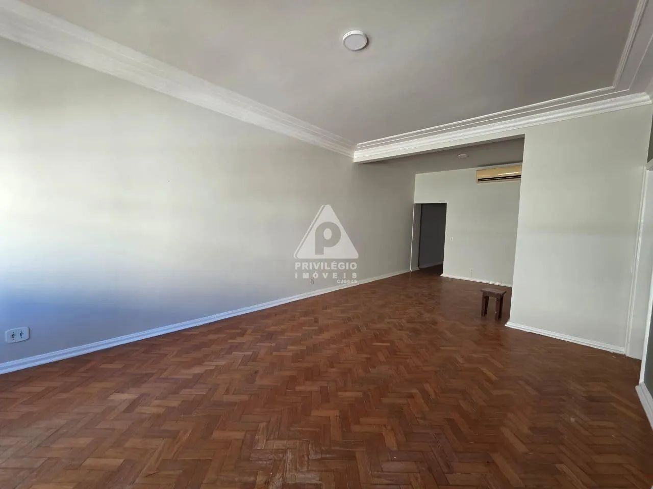 Apartamento em Copacabana com possibilidade de cobertura duplex - Foto 2