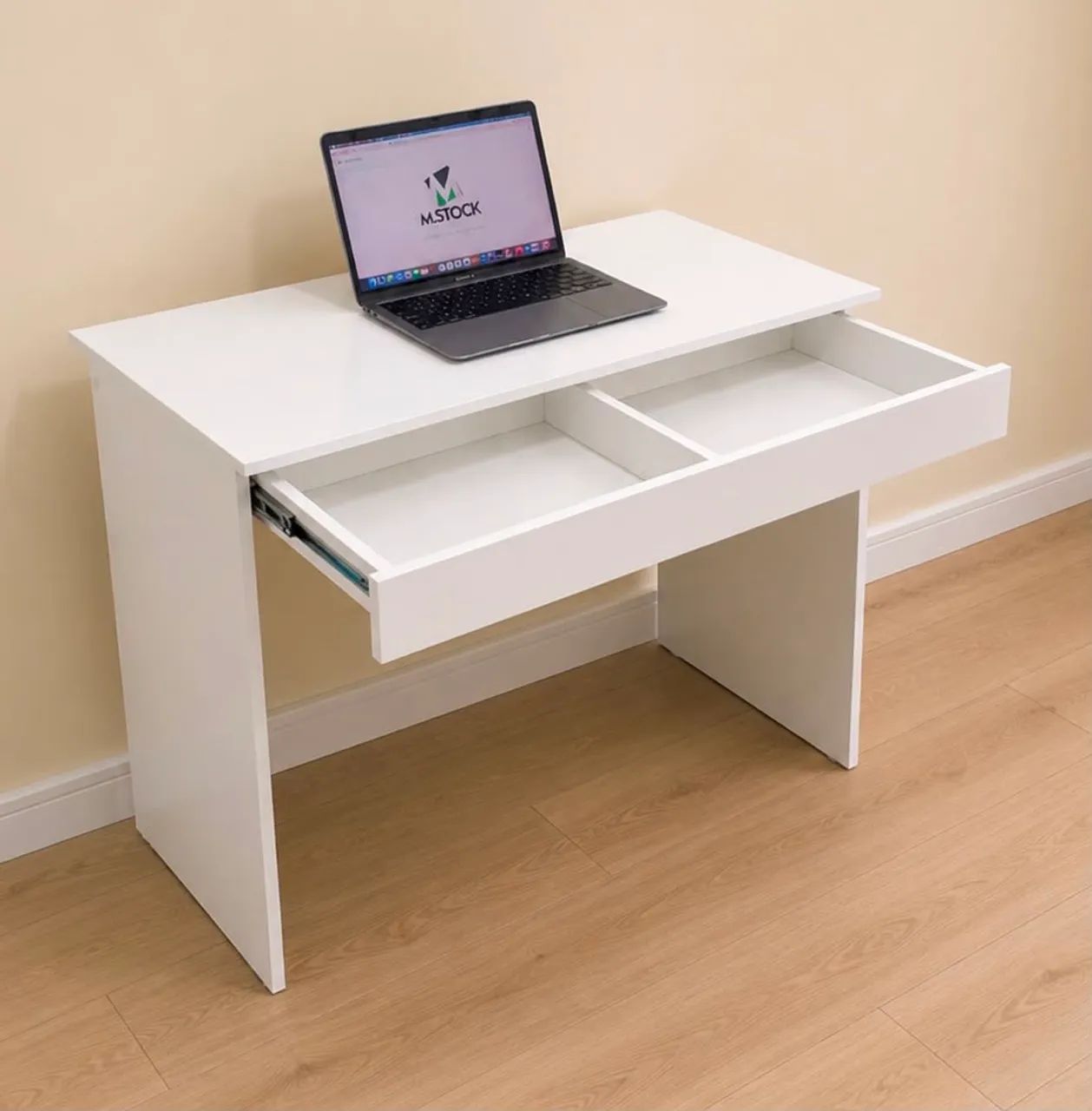 Mesa pequena compacta Small com gaveta 