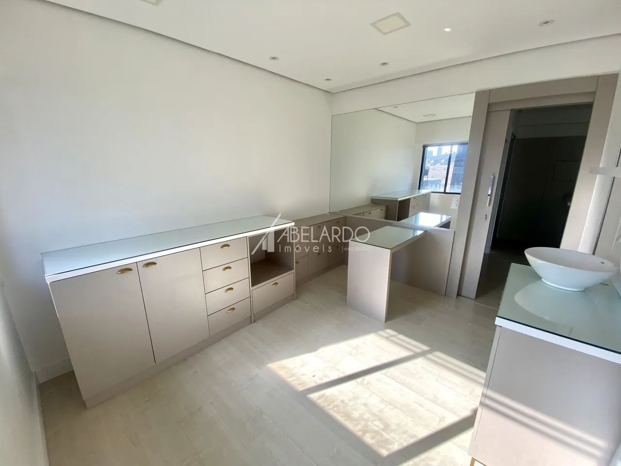 Sala comercial mobiliada - Bairro Centro - Foto 5