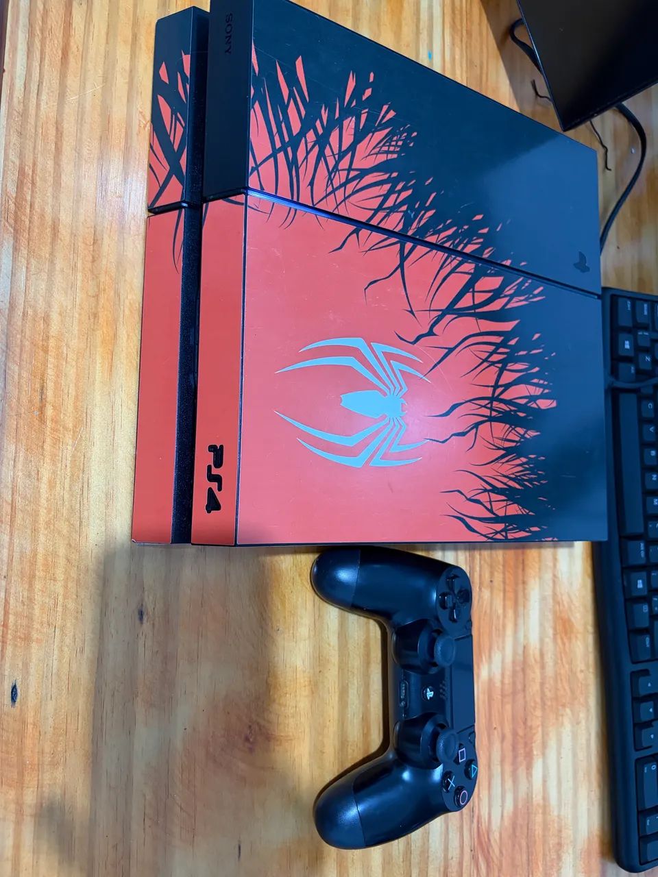 Vendo ou Troco PS4 Desbloqueado 