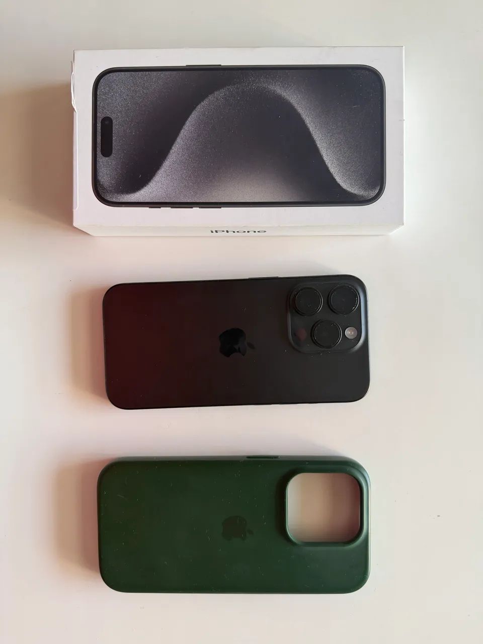 iPhone 15 pro 256gb preto c/ NF e caixa - Celulares e Smartphones