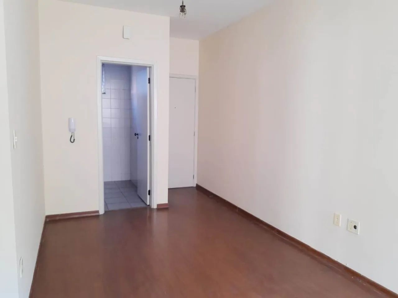 ALUGUEL APARTAMENTO 02 QUARTOS COM VARANDA - Foto 2