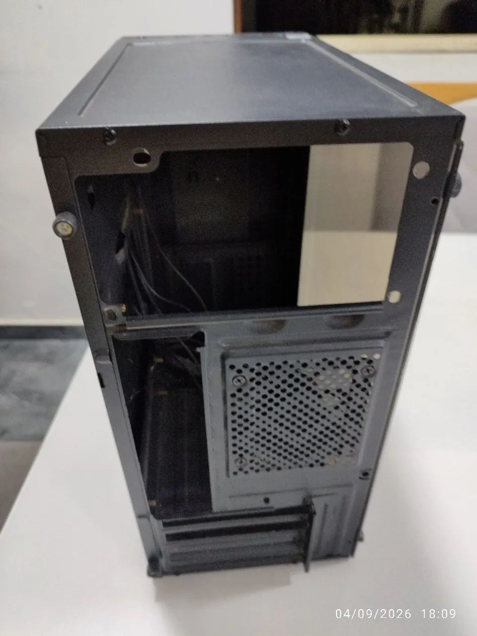 Gabinete com acrílico  - Foto 3