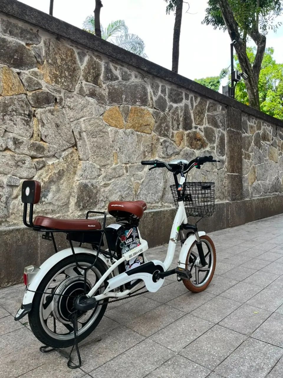E.BIKE - LEV  SEMINOVA 