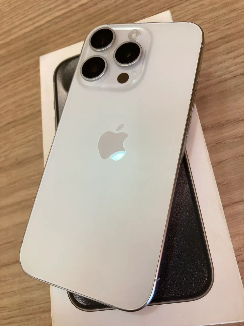 iPhone 15 pro 128GB - Foto 4