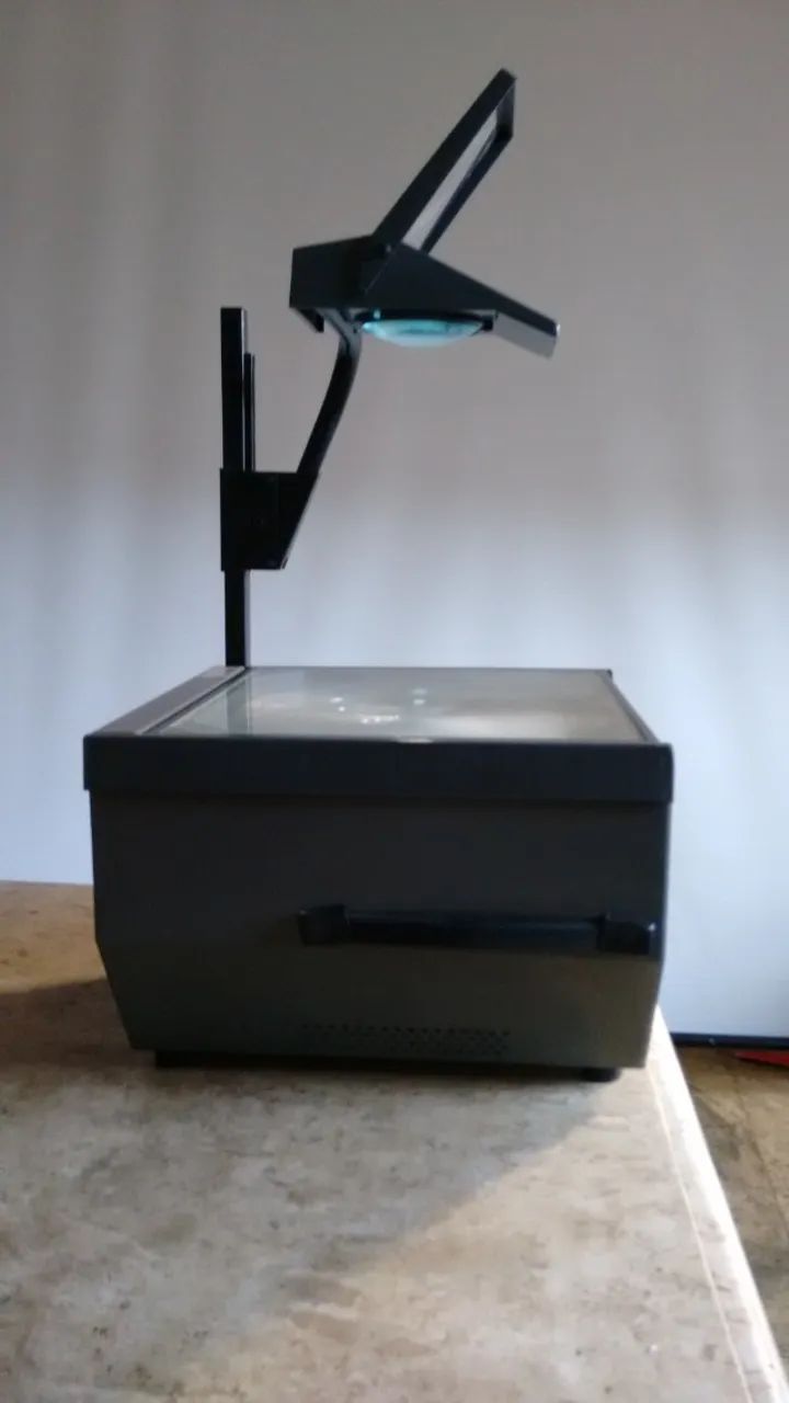 Retro projetor ( só para retirar com o vendedor)  - Foto 2