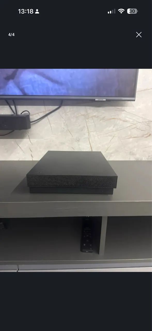 Xbox One X 1TB + 3 jogos disco (usado)  - Foto 5