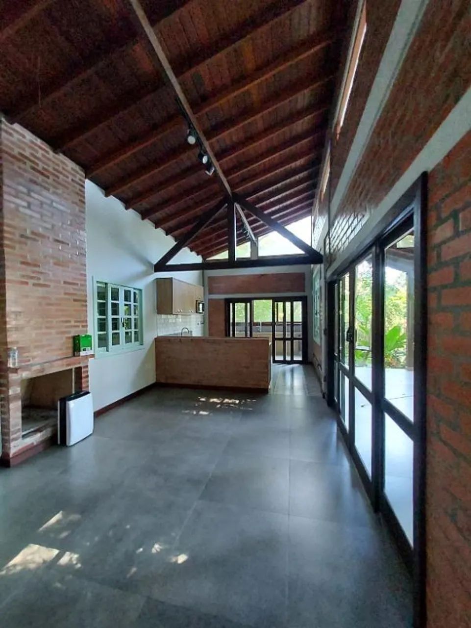 CASA RESIDENCIAL em Florianópolis - Santa Catarina, Sambaqui - Foto 4