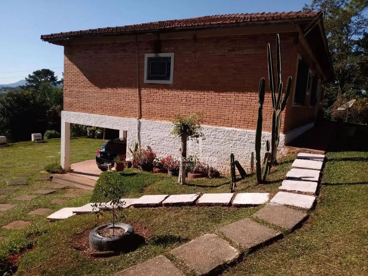 Chácara com 5 dormitórios à venda, 3000 m² por R$ 1.000.000,00 - Chacara Dora - Araçarigua - Foto 2