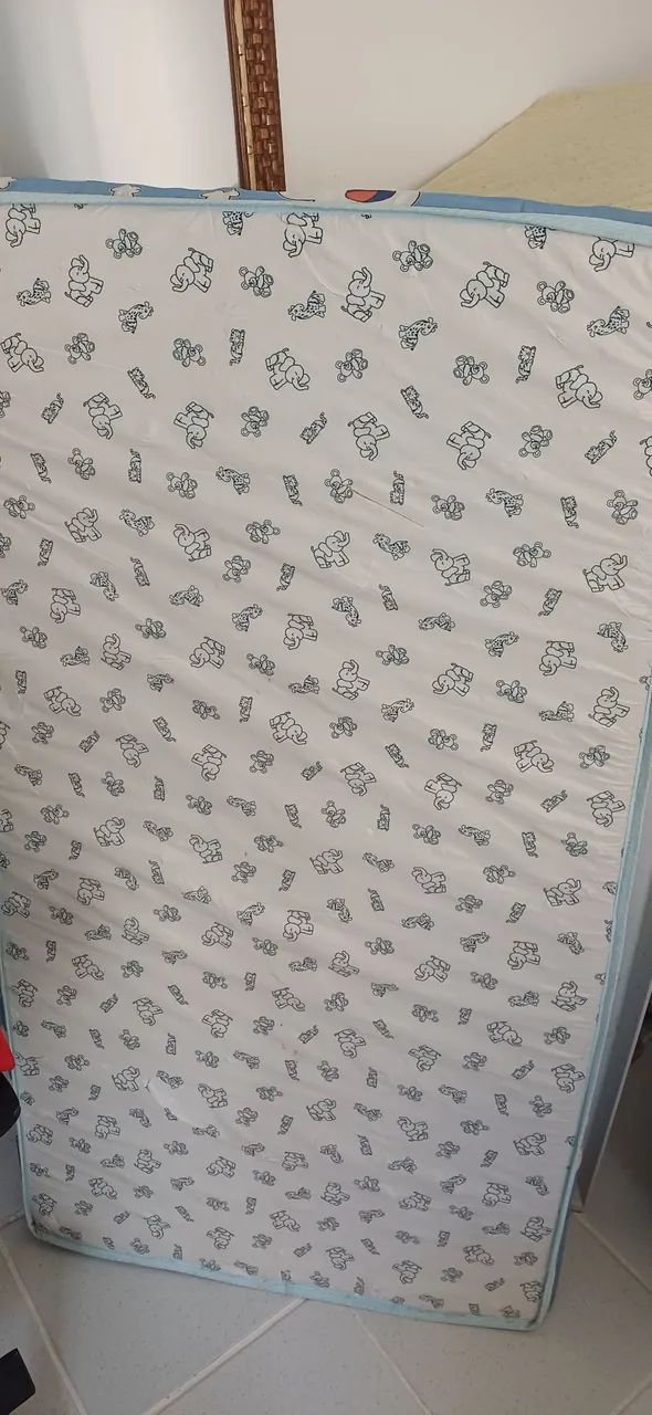 Vendo esse colchão infantil  - Foto 2
