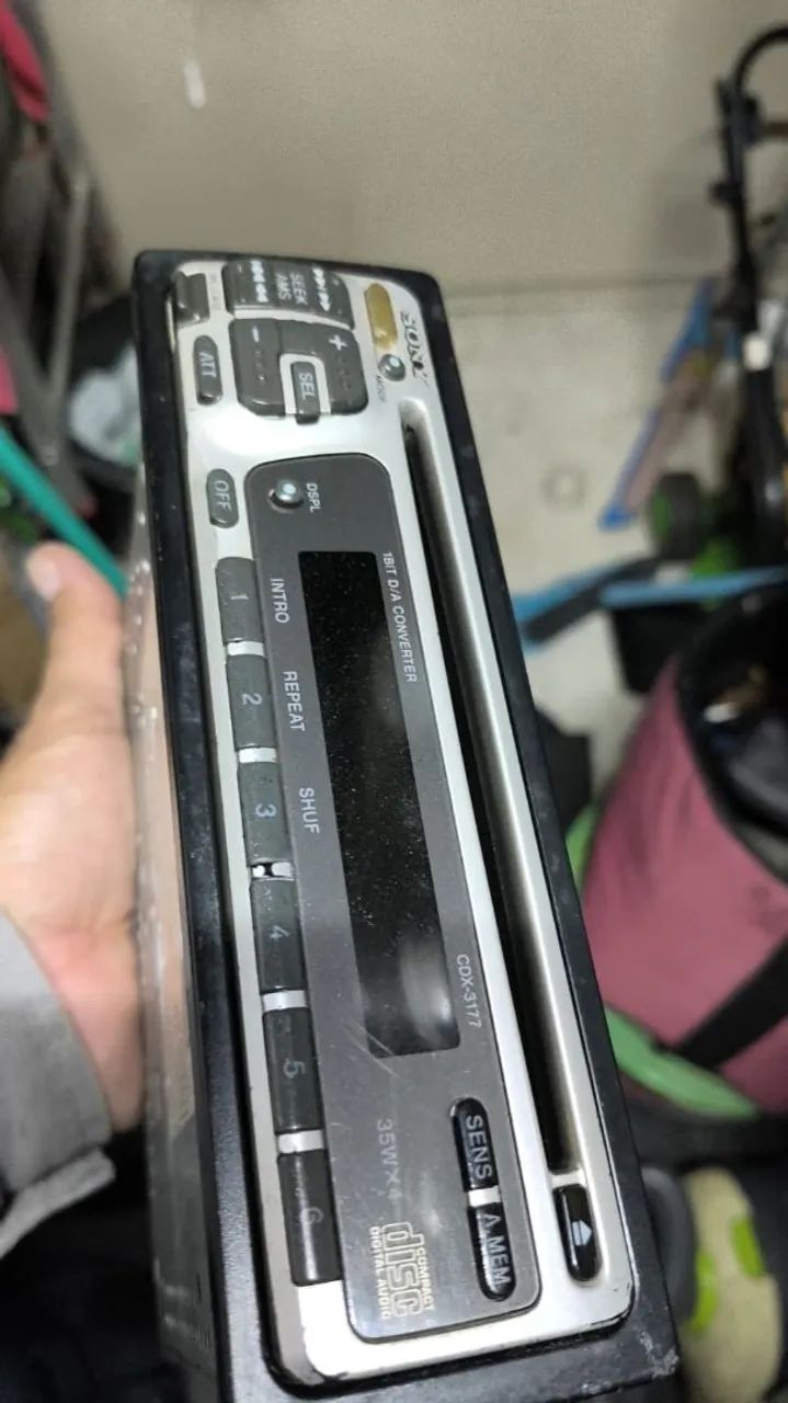 Rádio Sony cdx 3177 - Foto 5