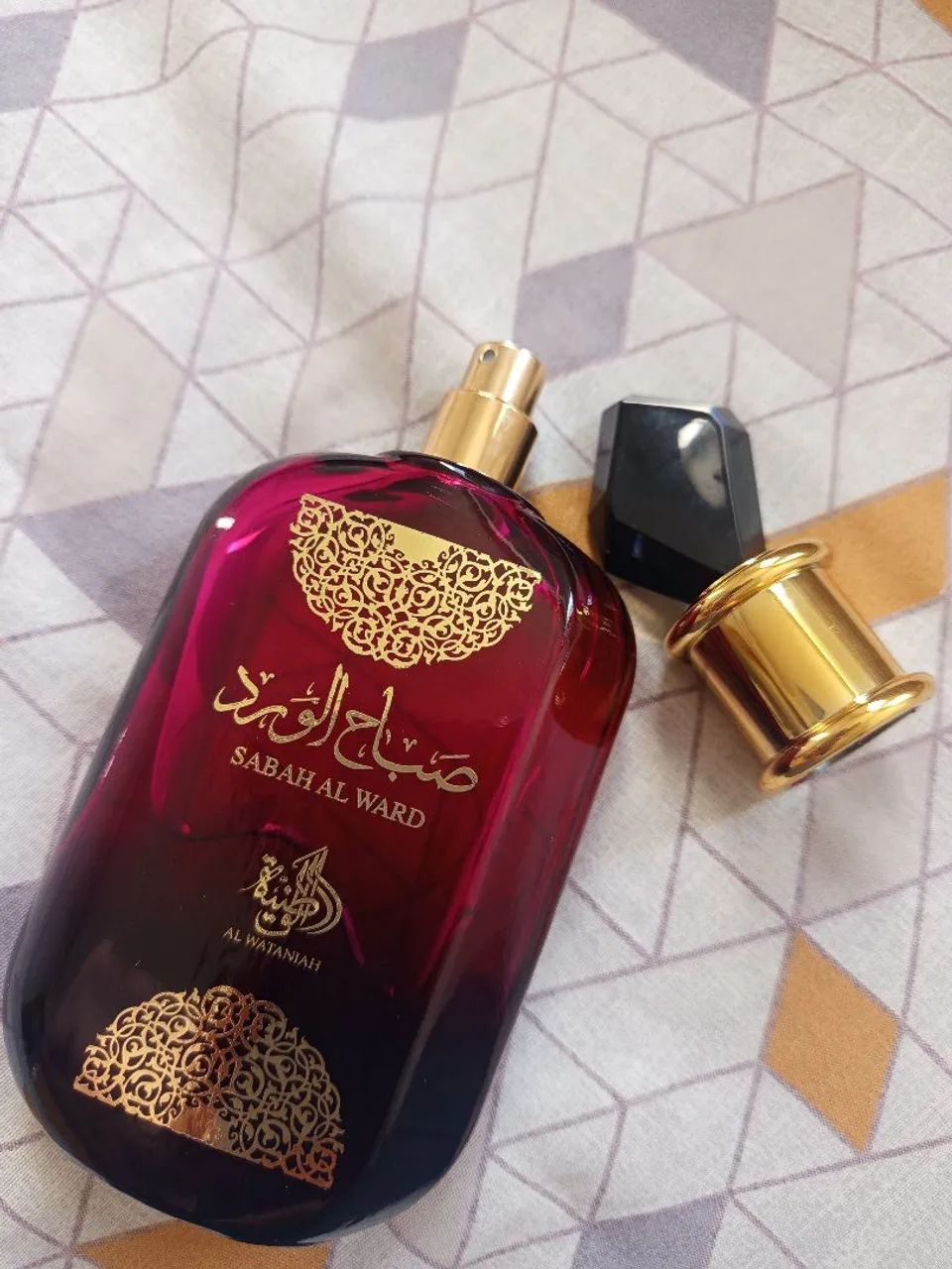 Perfume Sabah árabe feminino lacrado - Foto 4