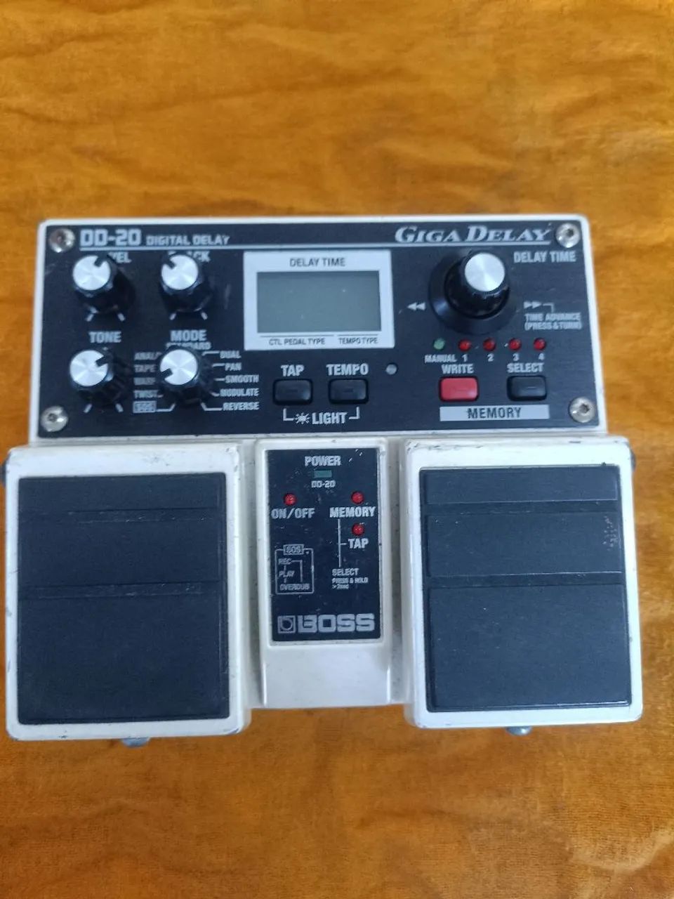 Boss DD-20