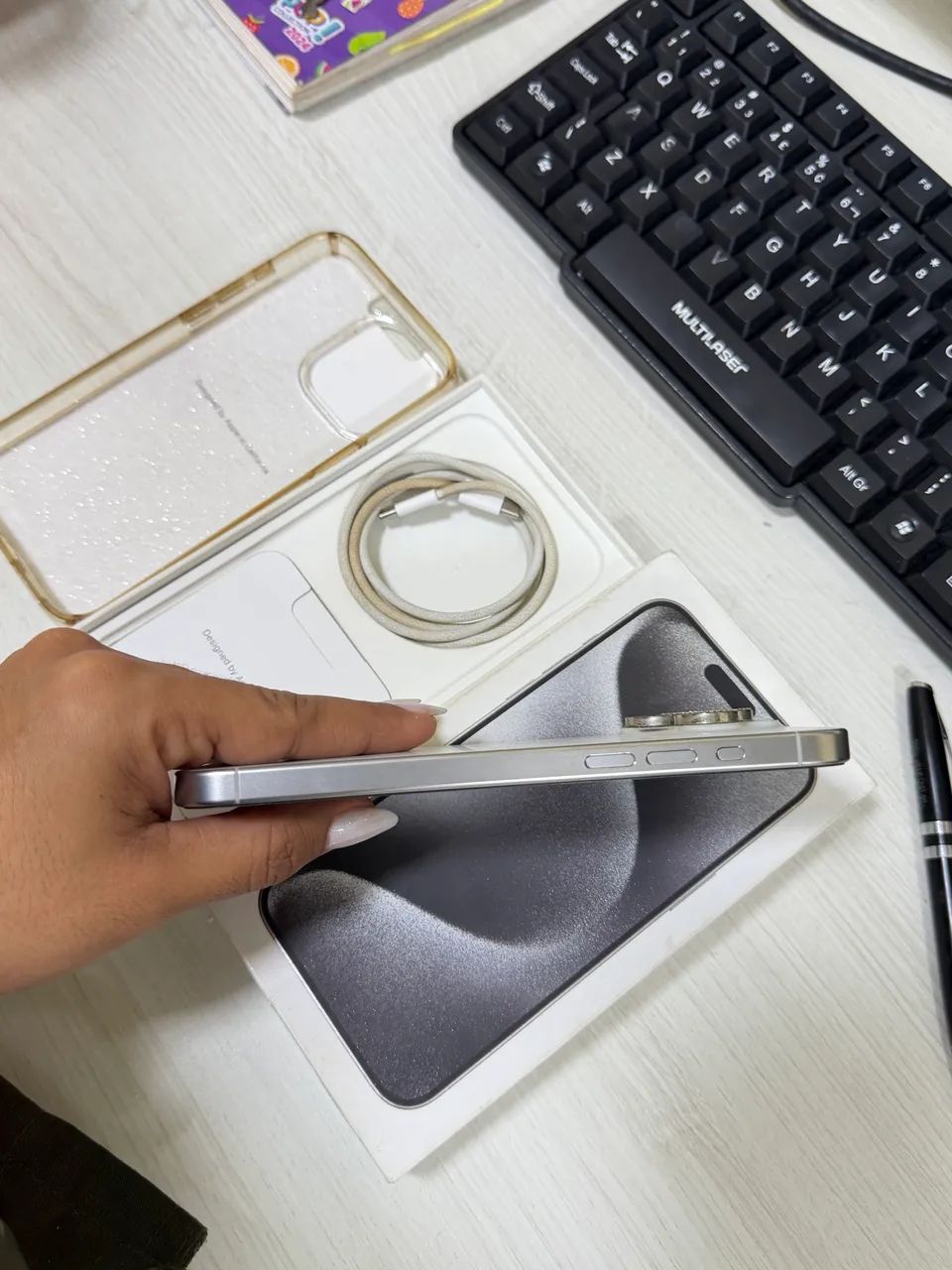 Vedo Iphone 15 pro Max 