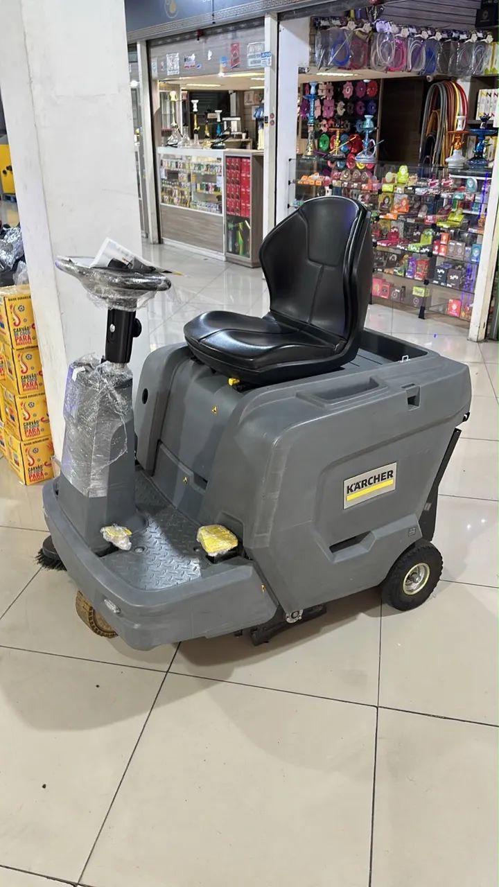 Varredeira  com Sucção Karcher 85/50R