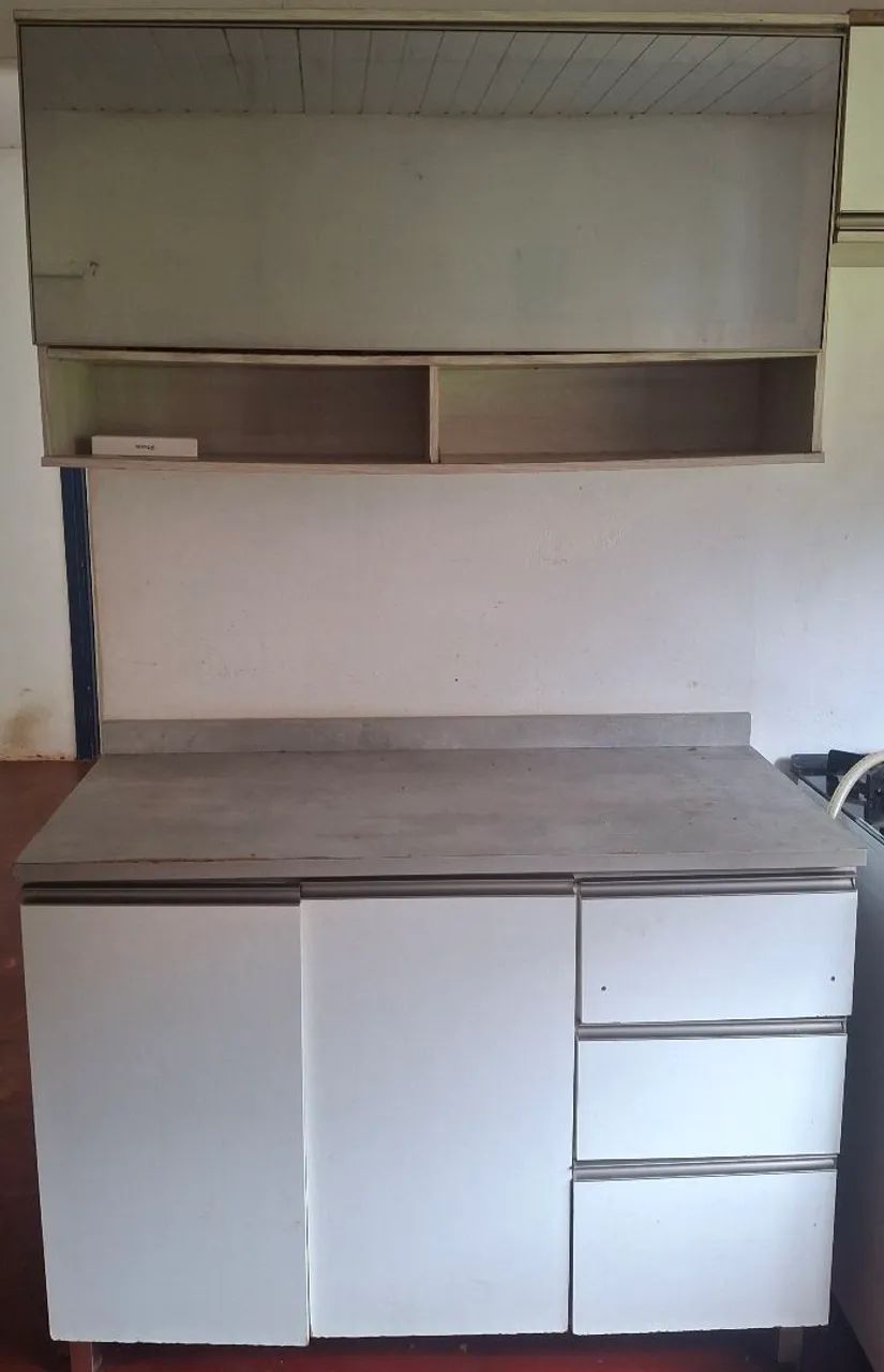 armário de cozinha e fogão  - Foto 2