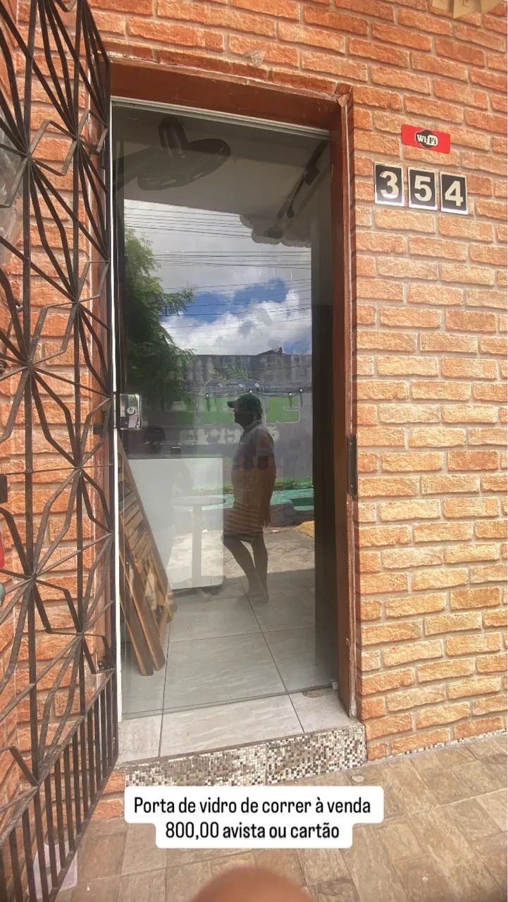 Vende-se porta de vidro 