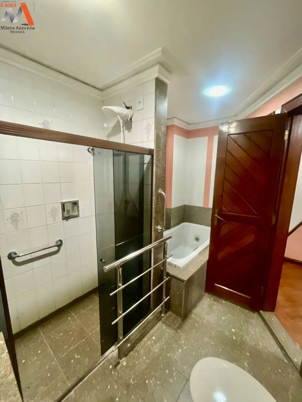 APARTAMENTO COM 3 SUÍTES NO BAIRRO DO REDUTO. ÁREA PRIVATIVA DE 200M² - 1 APTO POR ANDAR.  - Foto 7