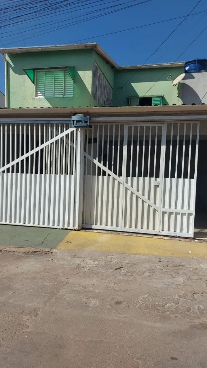 Alugo casa riacho fundo 2
