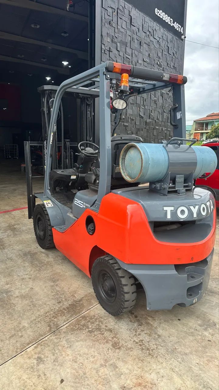 Empilhadeira Toyota 2500 kg 2019 TRIPLEX - Foto 2