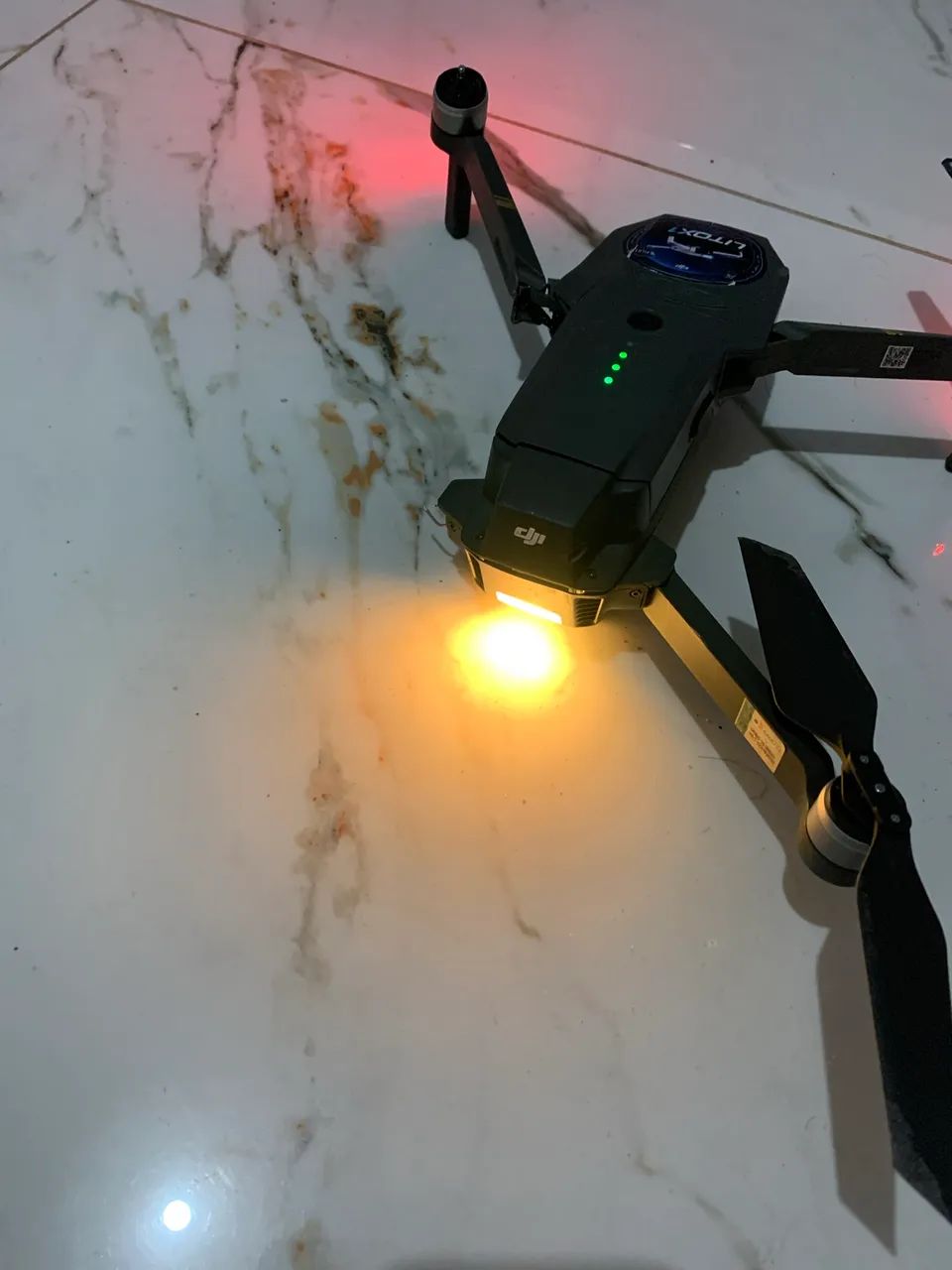 Drone Dji mavic pro com avarias 