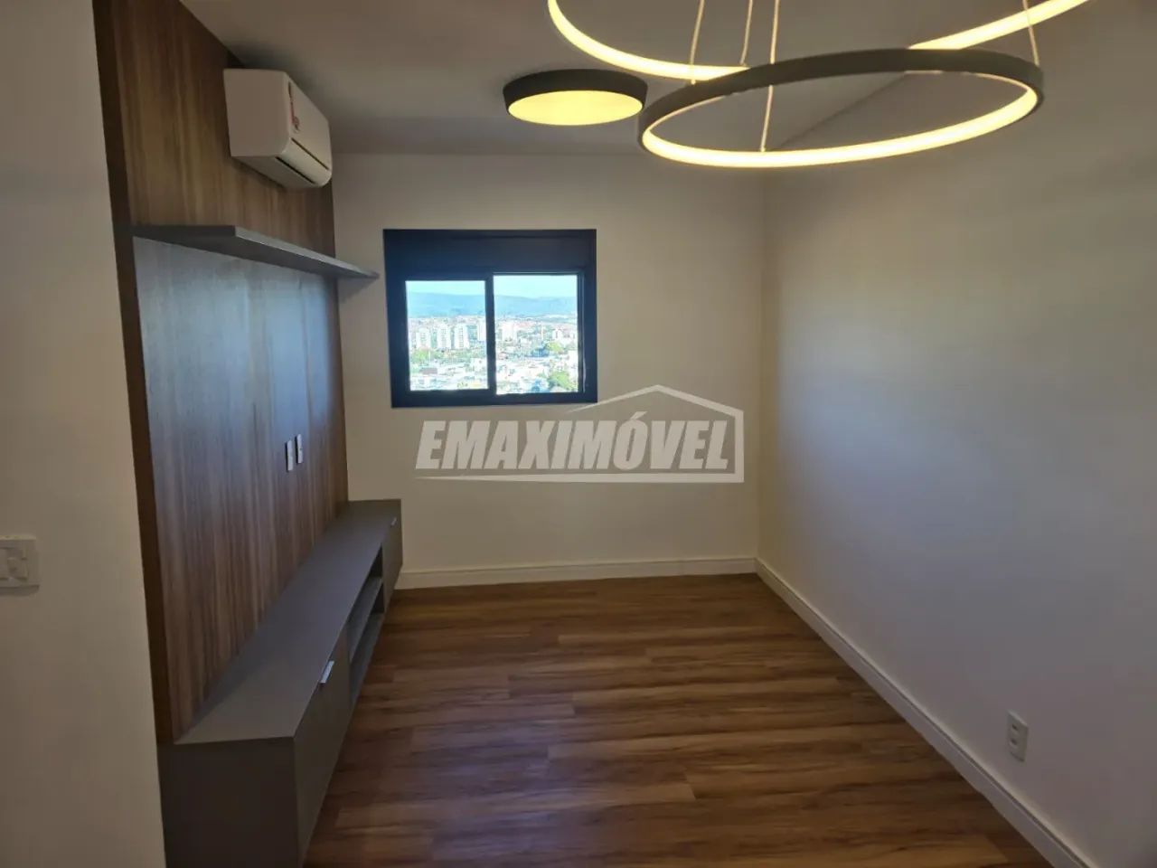 Apartamento duplex para alugar com 3 quartos no Parque Campolim em Sorocaba/SP