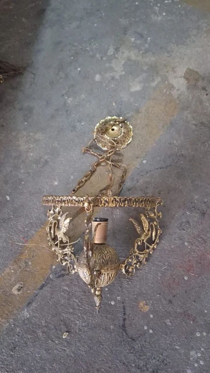 2 Lustres de bronze - modelo imperial