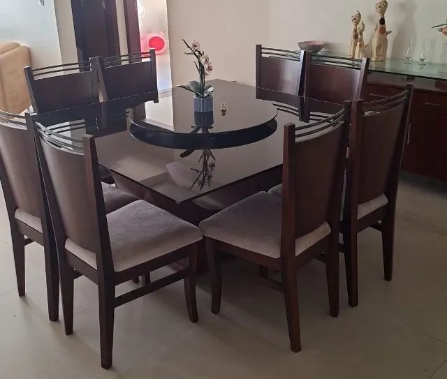 MESA DE JANTAR Quadrada