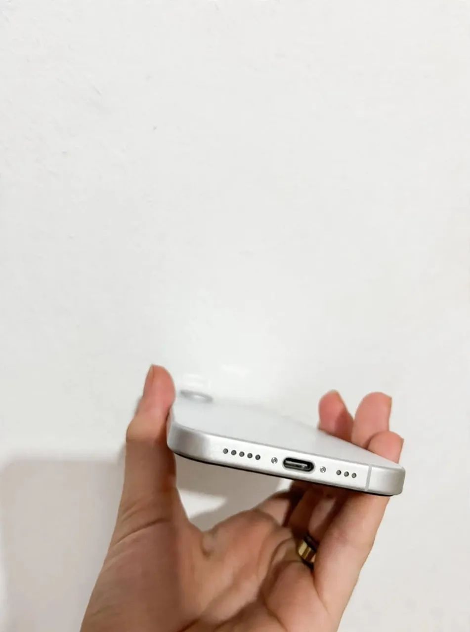 IPHONE 16 - Foto 4