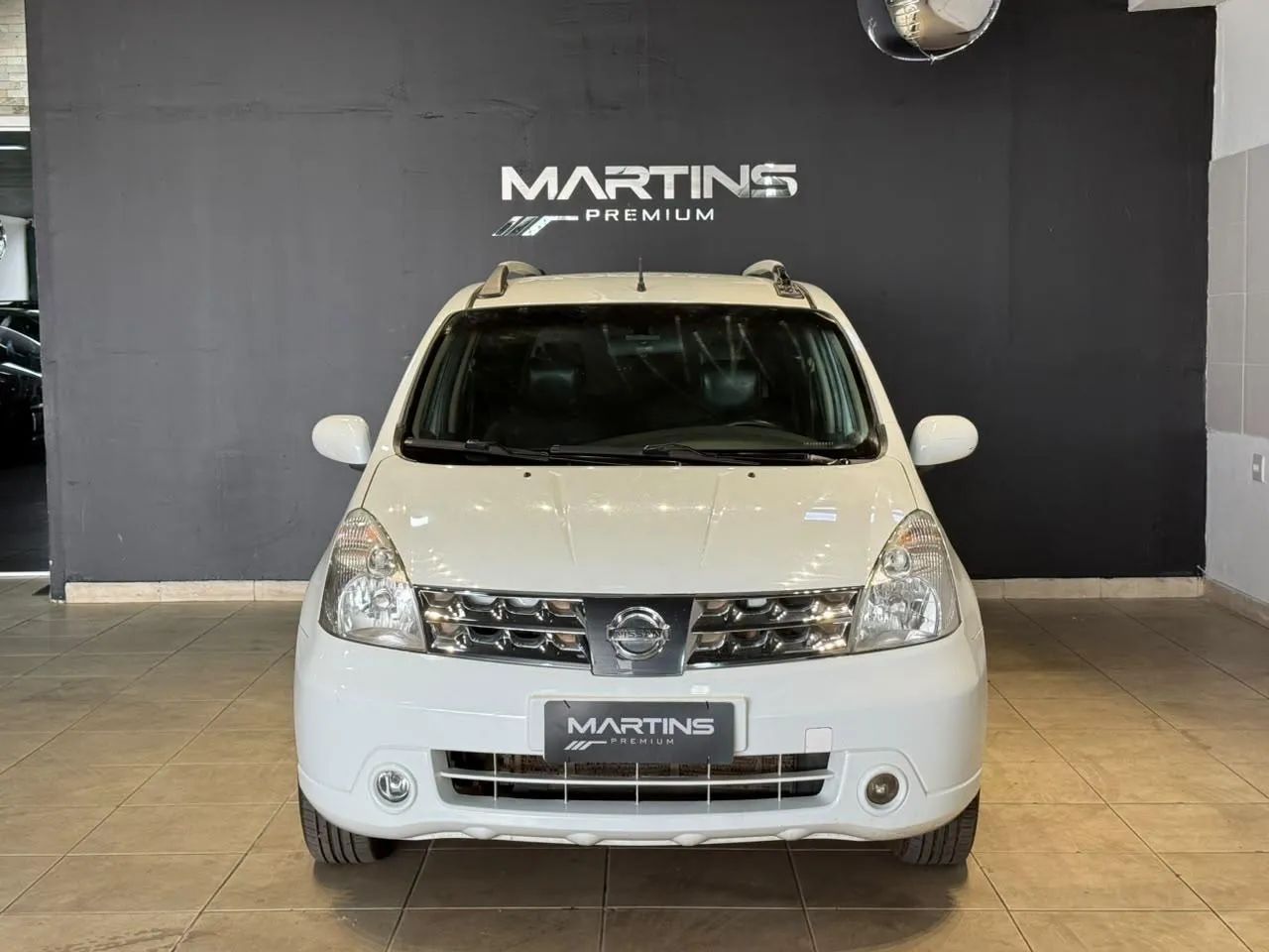 Nissan Livina 1.8 16V AT FLEX 2012