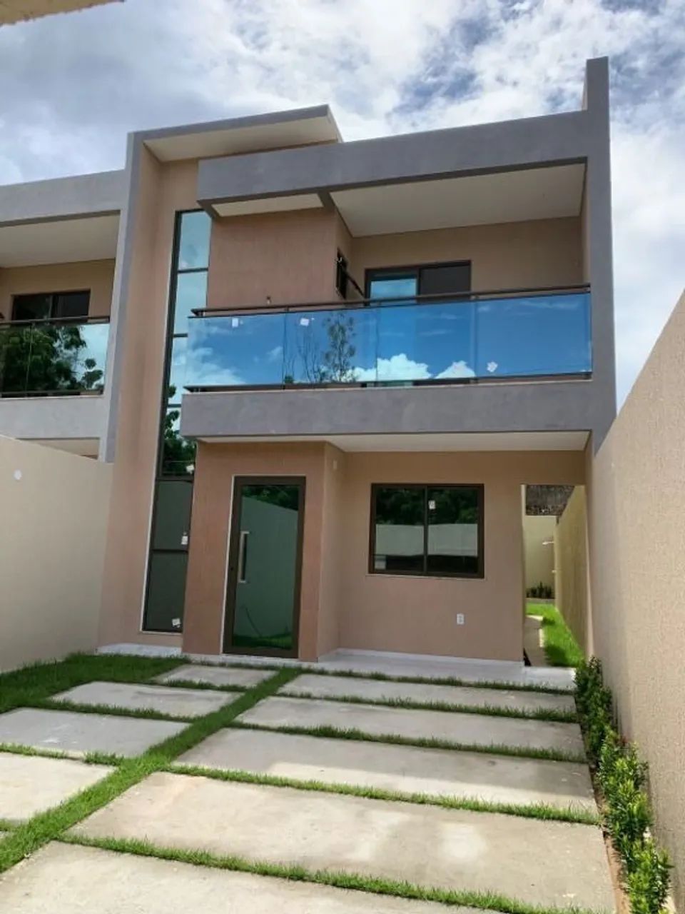 Casa com quatro suítes no Jardim das Oliveiras - 152m²