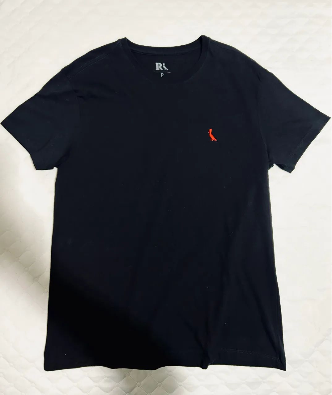 2 Camisas Reserva Básicas - P