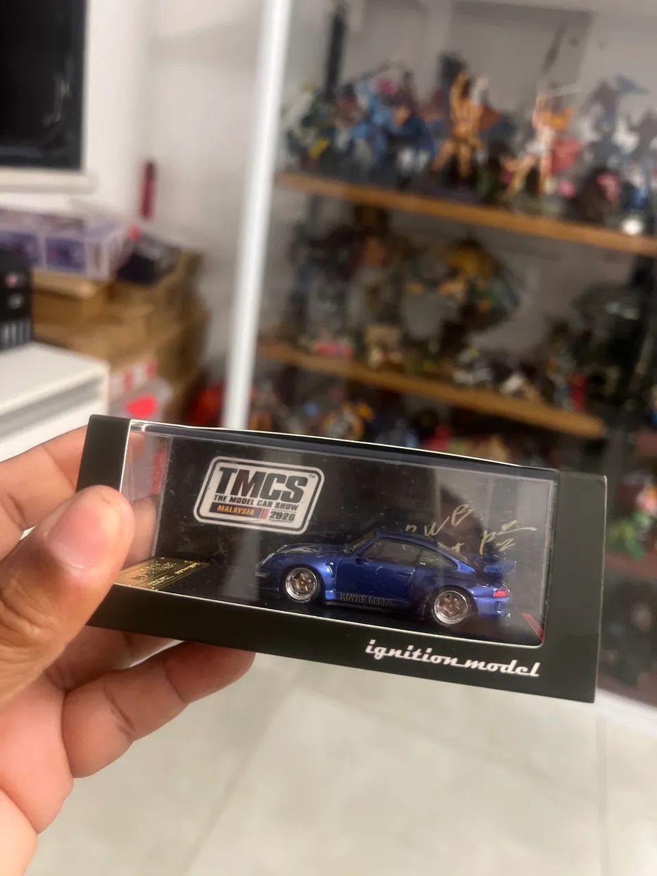 Porsche Idnitiin Model - Foto 3