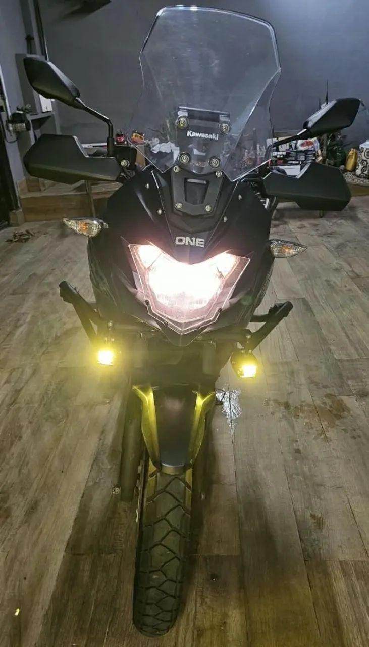 Versys 300 completa - Foto 4