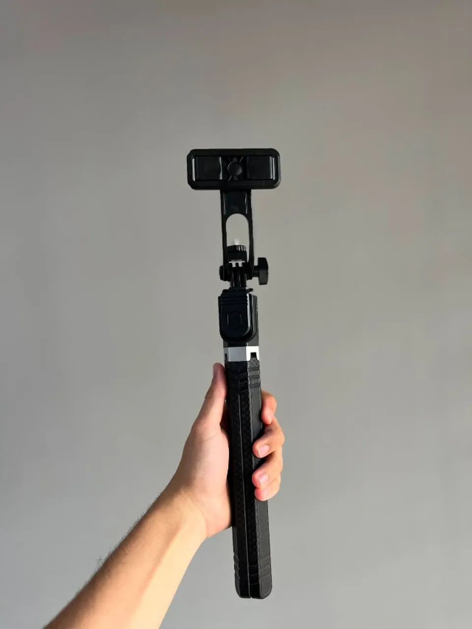Tripé Profissional para Celular Ajustável e Portátil - Foto 4