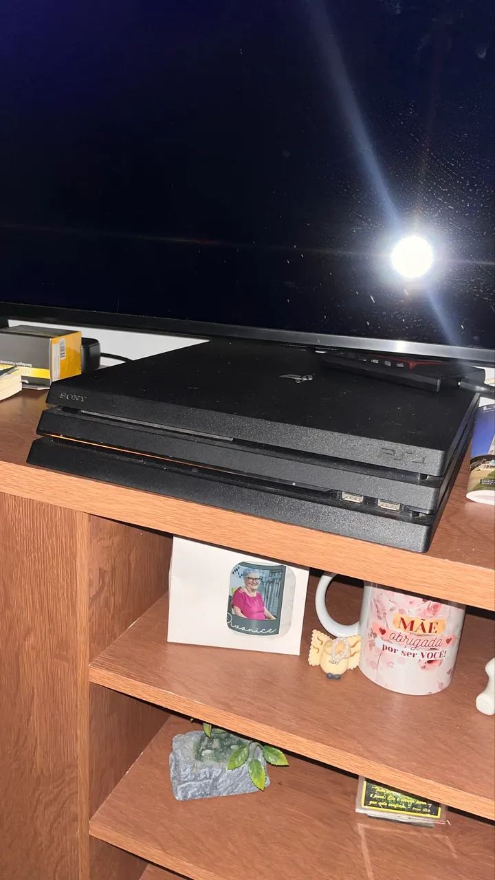 PS4 PRO