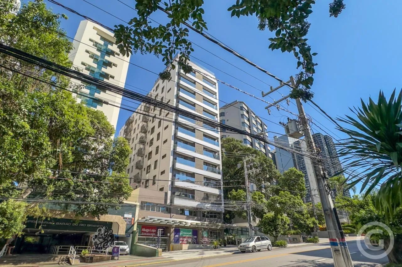 Apartamento mobiliado no Centro de Florianópolis
