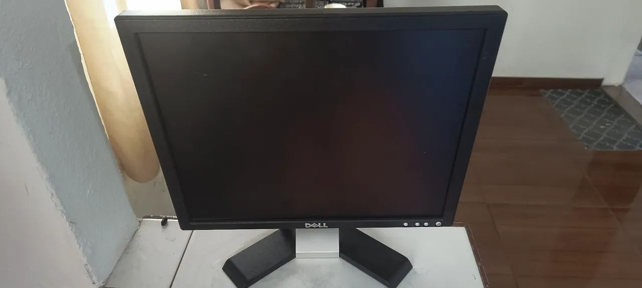MONITOR DELL 17 POLEGADAS
