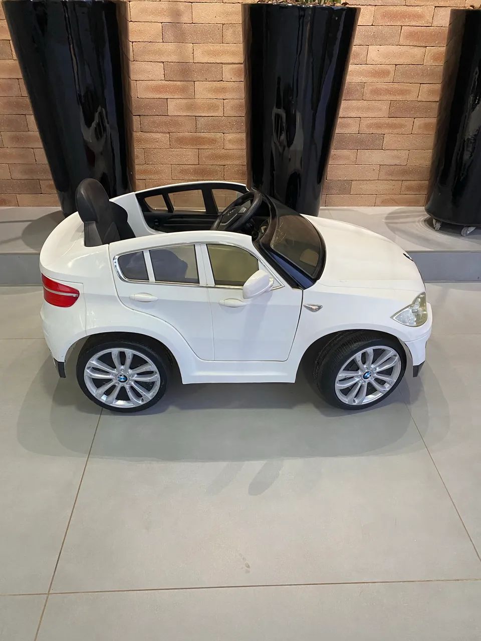 Carro BMW elétrico para criança   - Foto 3