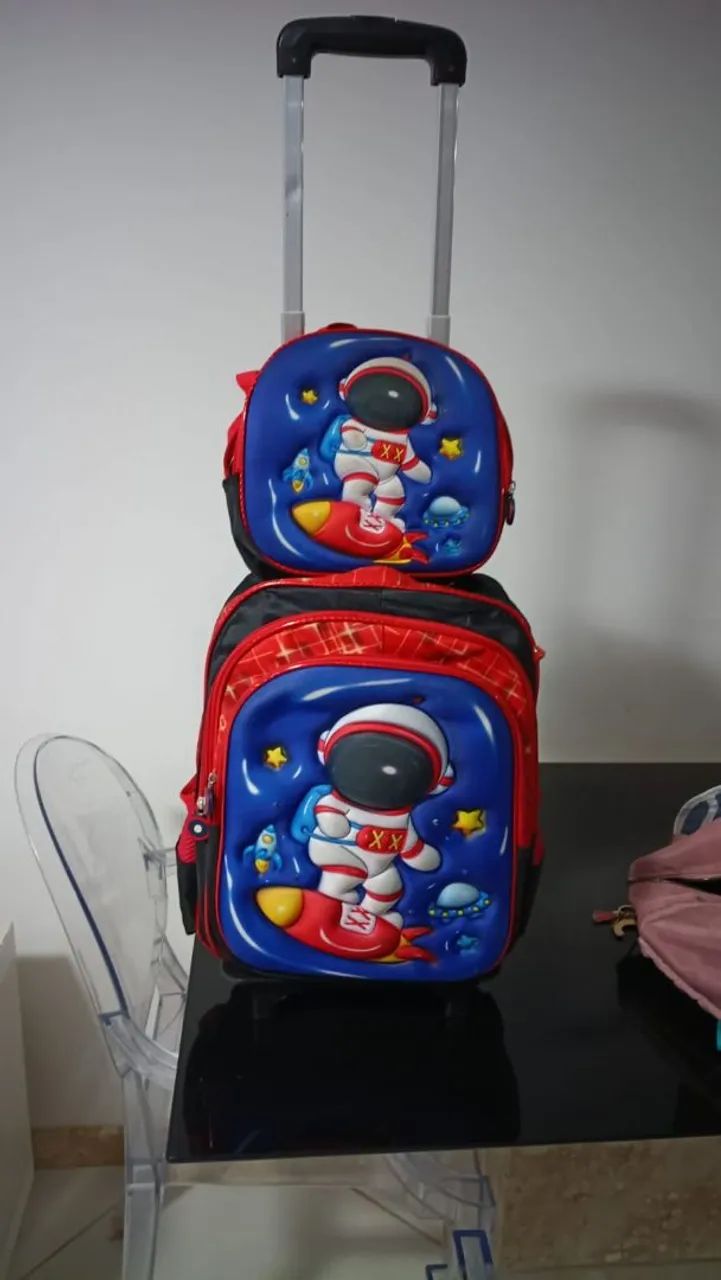 Mochila com lancheira