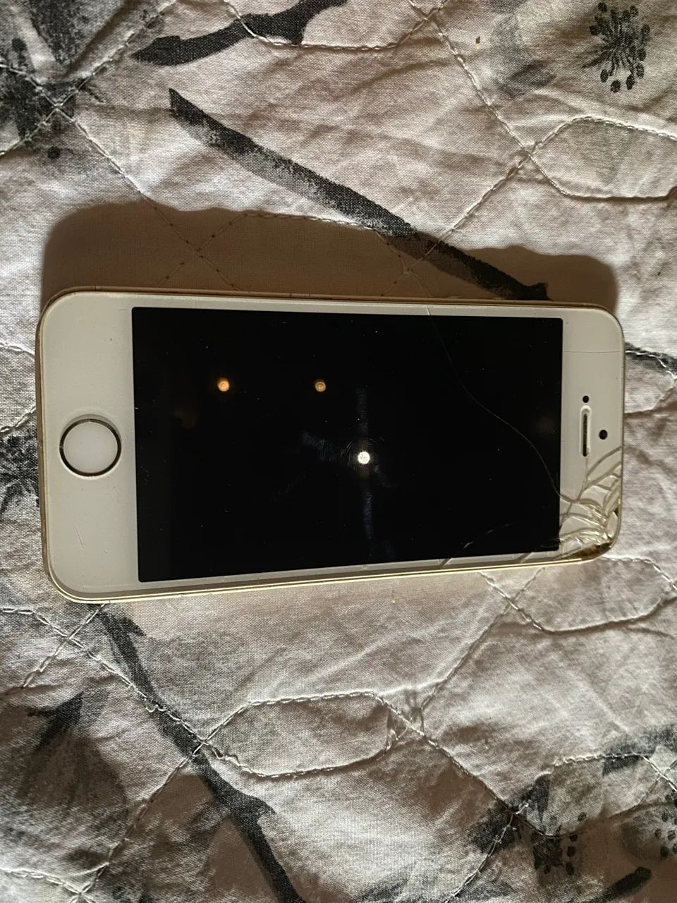 iPhone SE Dourado Usado - Foto 4