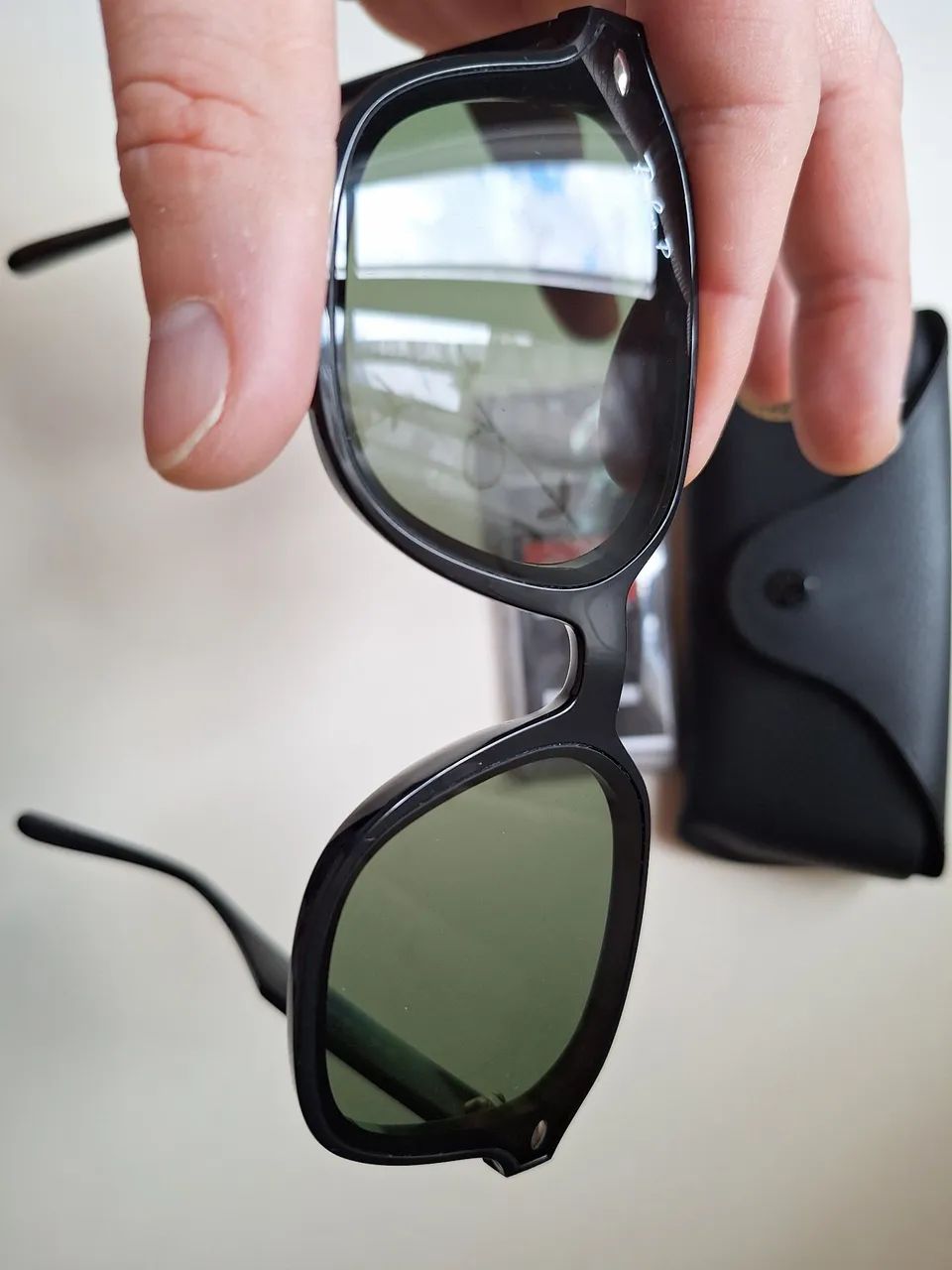 (NOVO/Sem uso) Óculos de sol Rayban POLARIZADO  - Foto 2