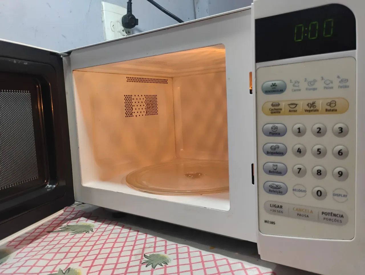 Microondas Electrolux 21 litros  - Foto 3