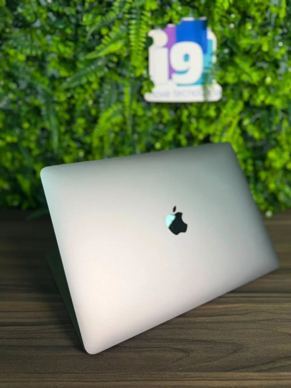 MacBook Pro 2020 A2338 Chip Apple M1 16GB 512GB - Notebooks