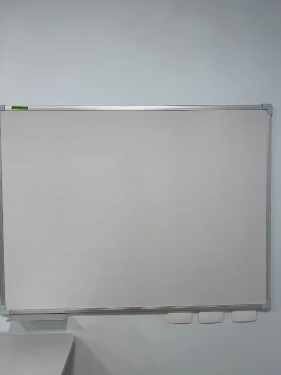 QUADRO BRANCO 1,2 x 0,9m