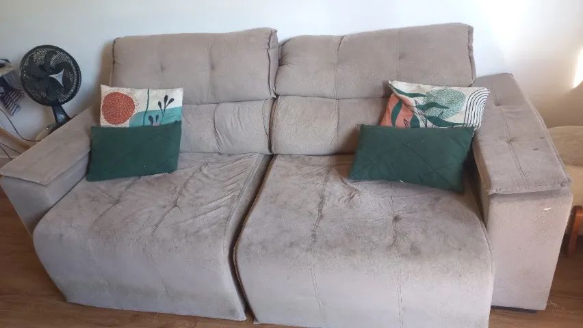 Sofá Retrátil com encosto reclinável 2,40cm - Foto 2