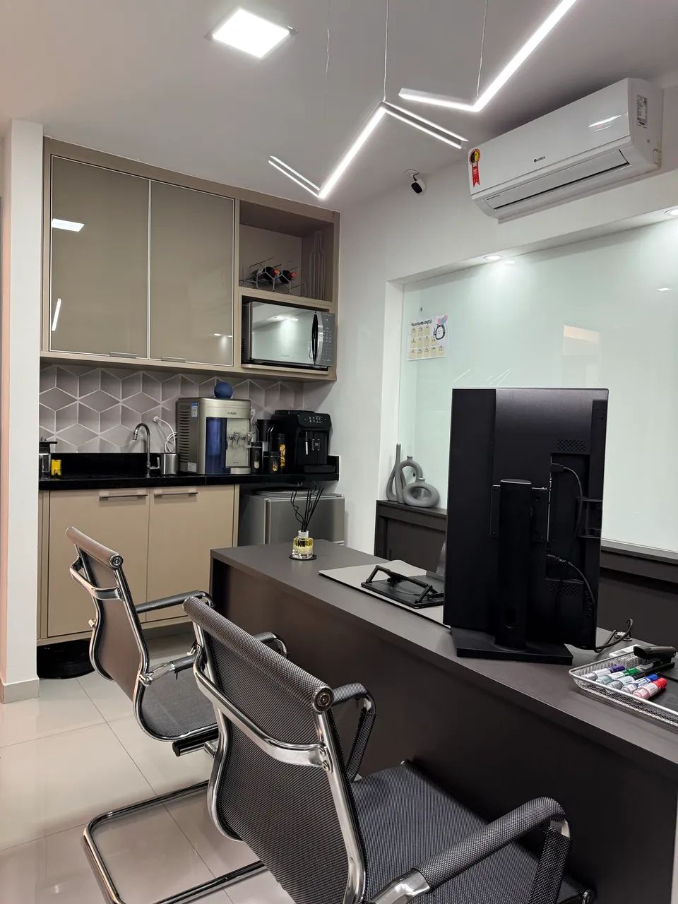 Sala comercial de Alto padrão - perto do Salvador Shopping  - Foto 9