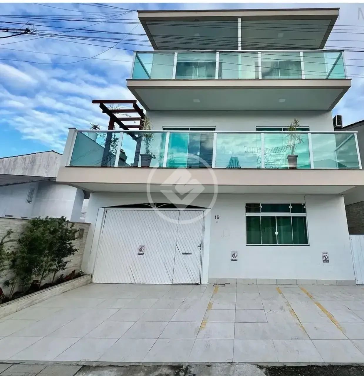 FCS-Prédio À Venda No Centro De Biguaçu Com 9 Imóveis Incluso  Excelente Investimento