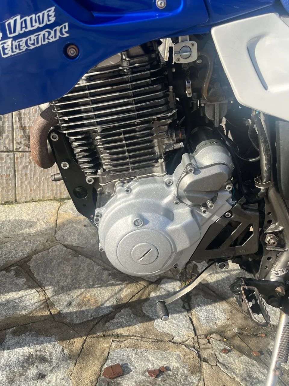 Xt 600 - Foto 2