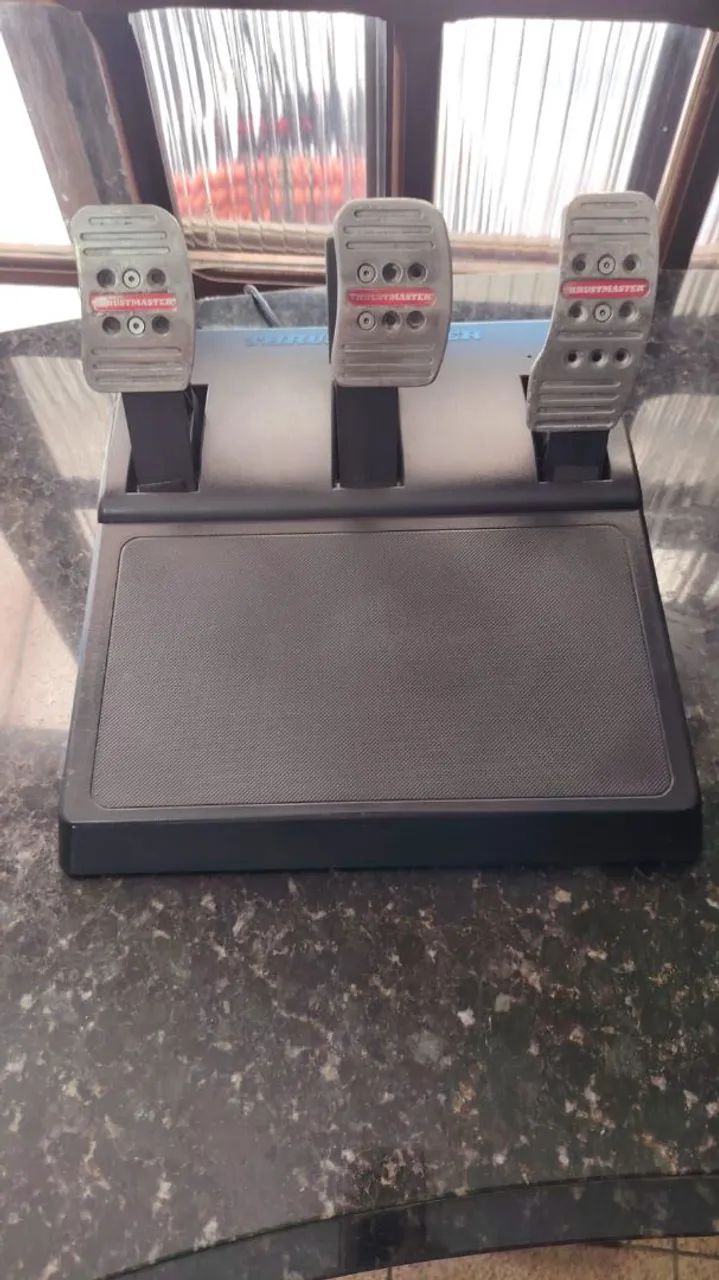 Volante Thrustmaster T500RS  - Foto 4